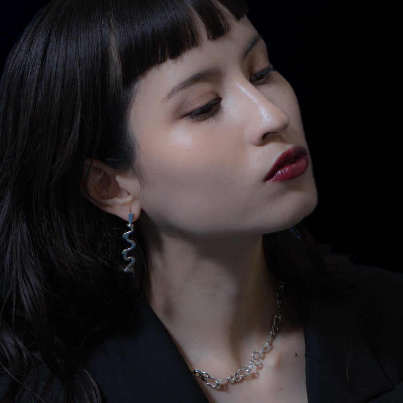 EARRING